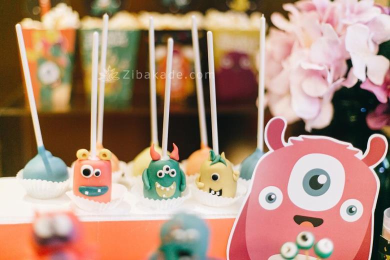 تم تولد هیولاها - Monsters